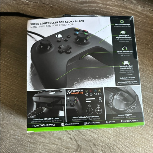 Xbox One Controller - Picture 4 of 7